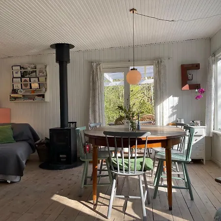 Majas Sommerhus 250 M. Fra Stranden Сasa de vacaciones Stege