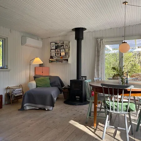 Majas Sommerhus 250 M. Fra Stranden *