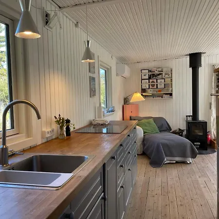 Majas Sommerhus 250 M. Fra Stranden * Stege